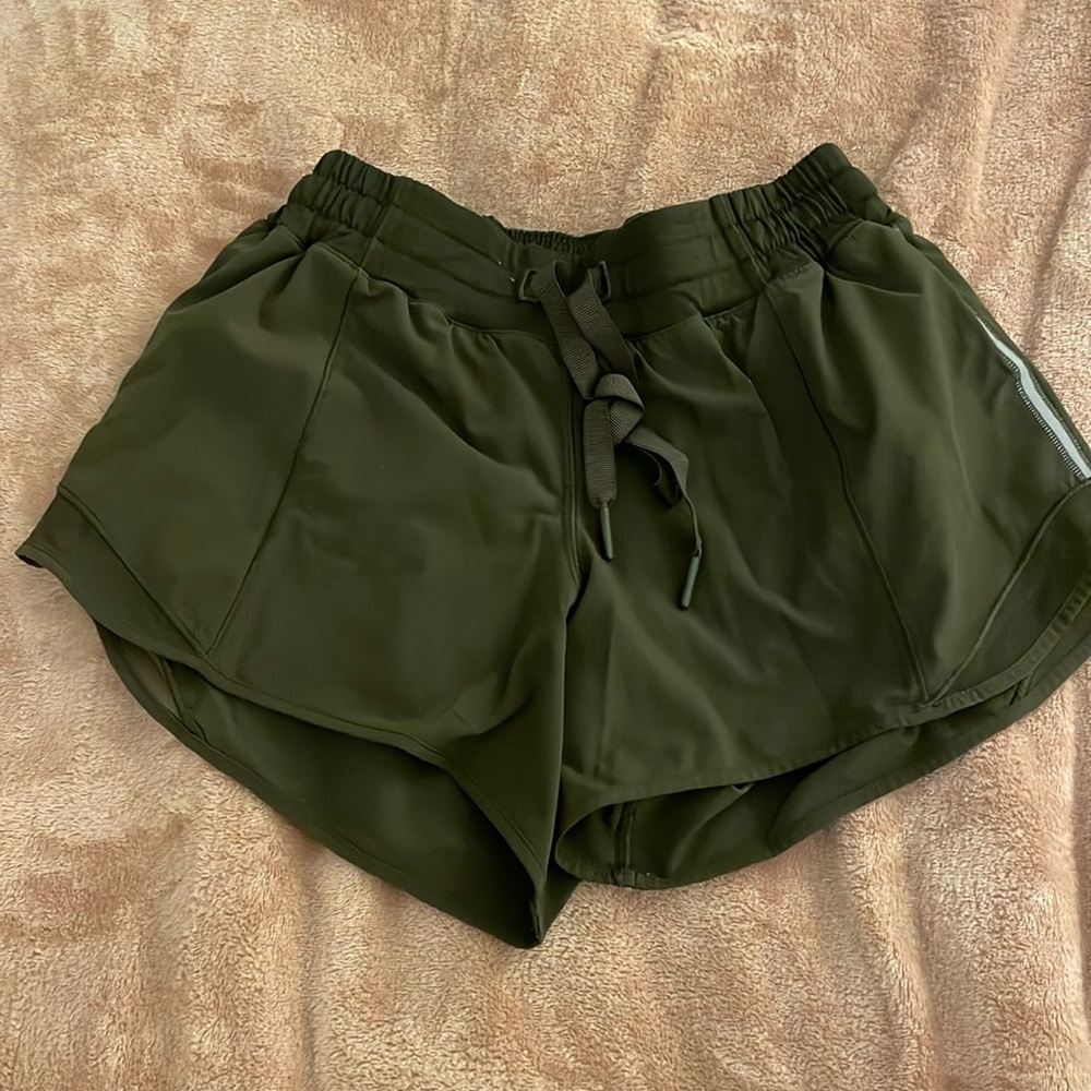 Lulu Lemon Hotty Hot Forest Green Shorts - Tall